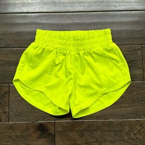 Five Dancewear shorts